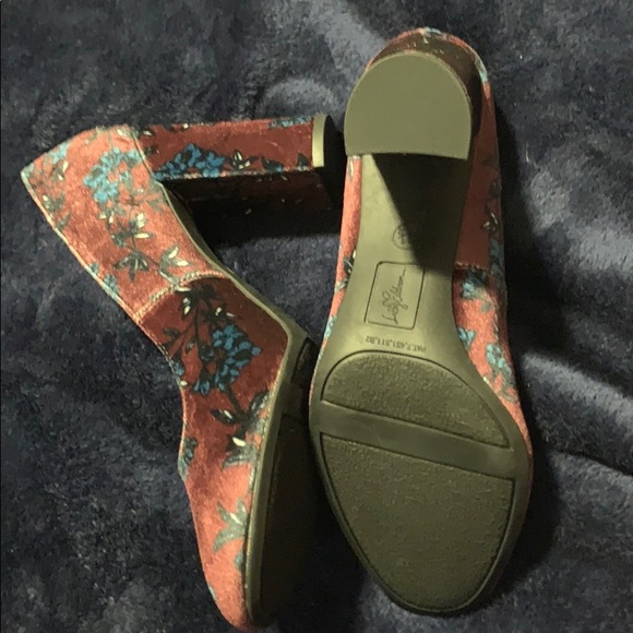 🌟🎈Libby Edelman Jessica Velvet Block Heels 🔥👠 - Picture 3 of 7